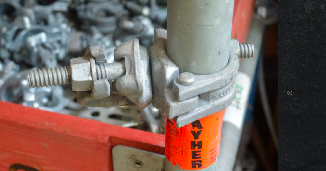 LOT COMPLET DE 200M2 D'ÉCHAFAUDAGE LAYHER UNIVERSEL MULTIDIRECTIONNEL – Image 5